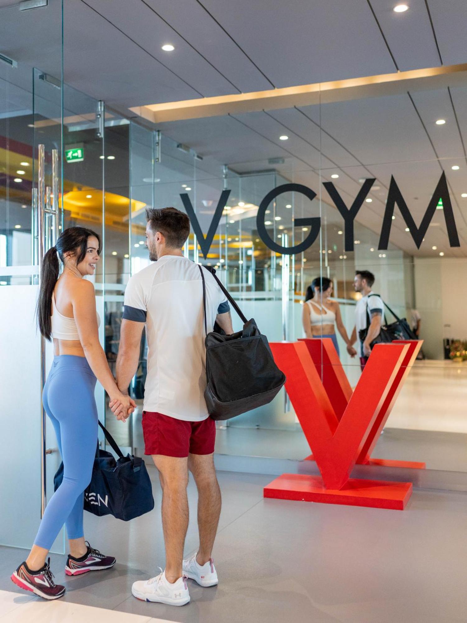 V Hotel Dubai, Curio Collection By Hilton المظهر الخارجي الصورة V-Gym